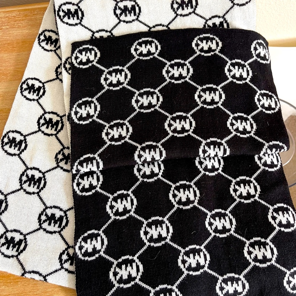 Michael by Michael Kors Infinity Scarf MK Logo Reversible Black & White Acrylic